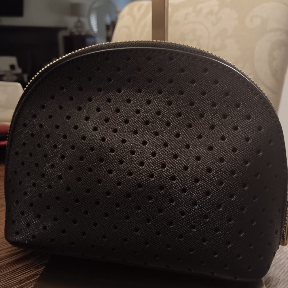 MICHEAL KORS COSMETIC MAKEUP BAG - Picture 3 of 7